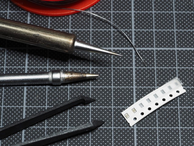 Soldering Tools for the SMD Capacitors
