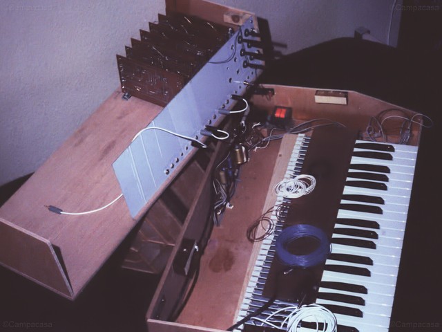 My first trials in building a synthesizer