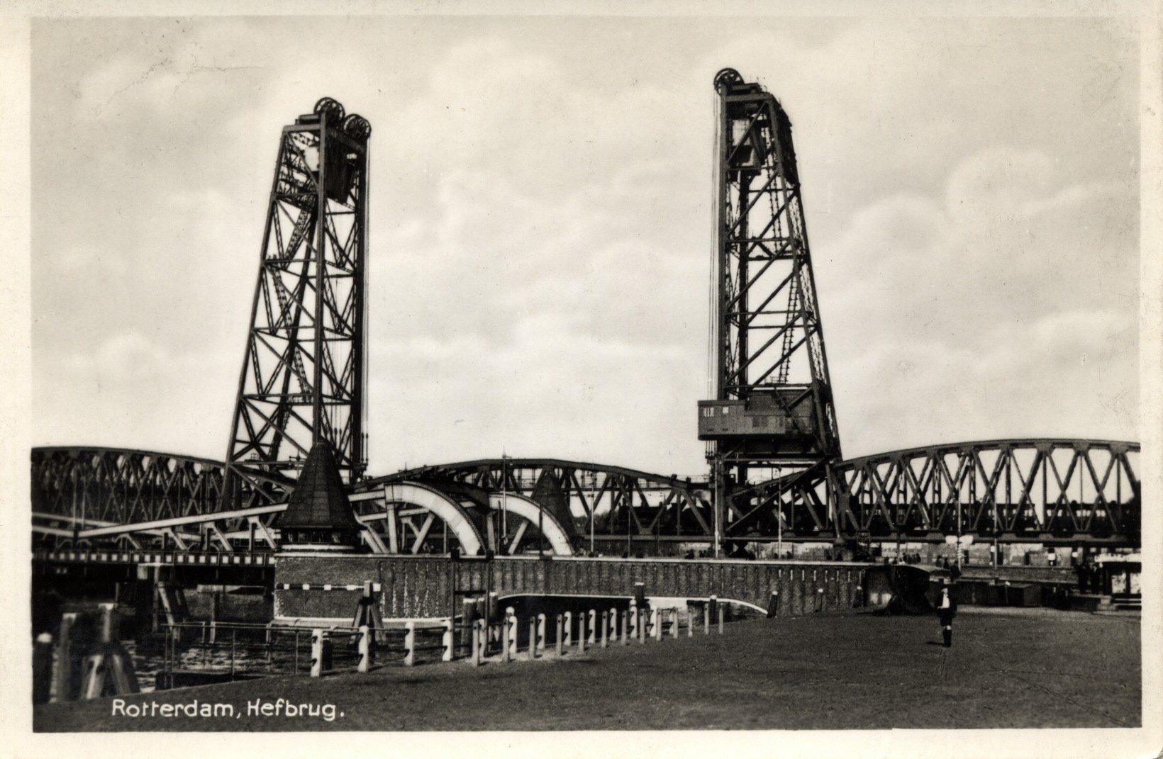 Rotterdam, ca. 1960: Hefbrug